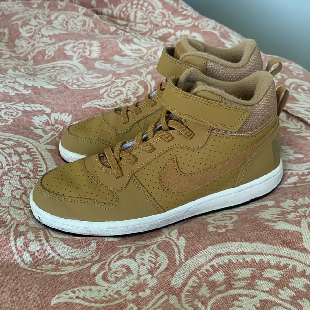 Kids Nike high tops